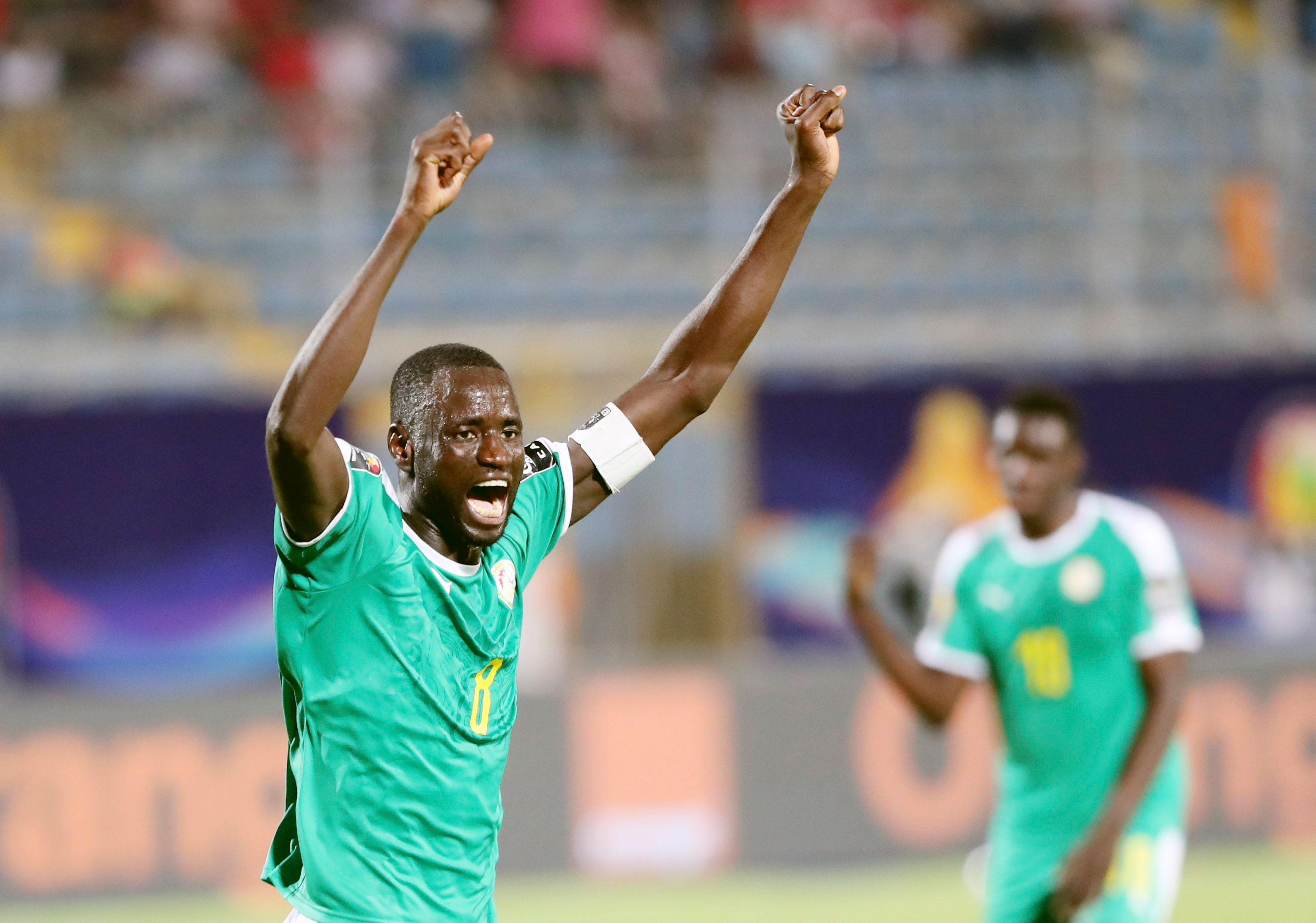 一粒精彩进球，一个属于阿德里安的特别夜晚（绝妙破门，阿德里安的高光之夜）