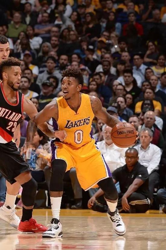 斯洛特：被扳平真的难以置信，整个团队都存在问题不只是我个人（斯洛特：遭追平不可思议，问题是全队性的非我一人所致）