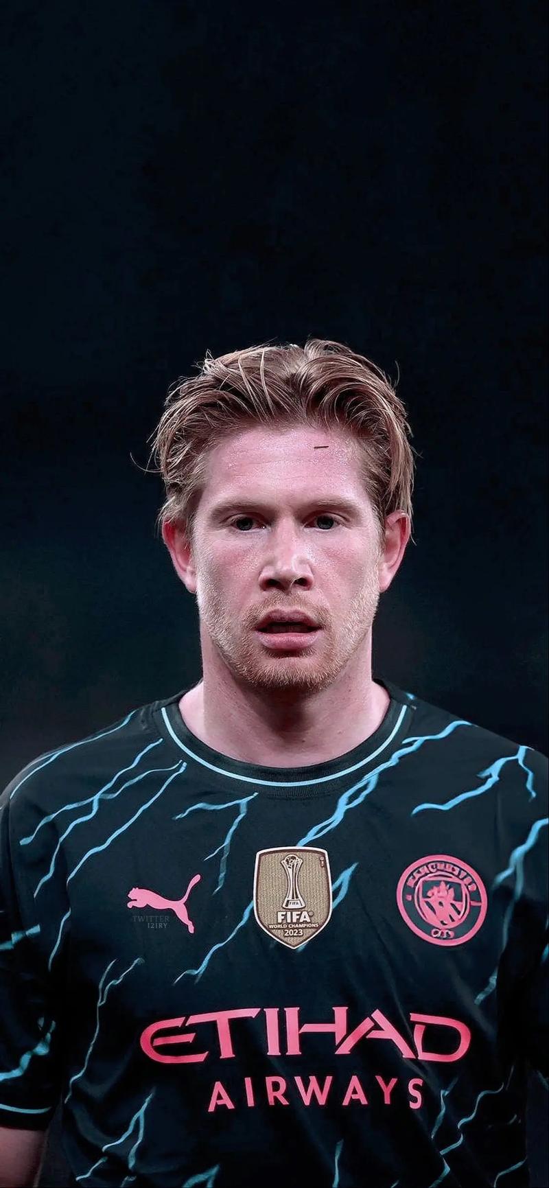 热议国足选帅：本土教练是陪标的；选土帅洋帅都是领导一句话（国足选帅惹争议：本土教练被指陪跑，土洋之选终归领导拍板）