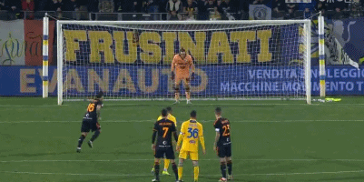 图片报：拜仁目前关注南美市场，考察了前锋拉扬和左后卫索萨