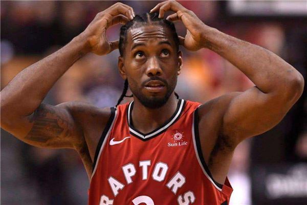 是否提前召回弗格森？许尔策勒：让我们看看一月份的情况吧（会提前召回弗格森吗？许尔策勒：一月再定）