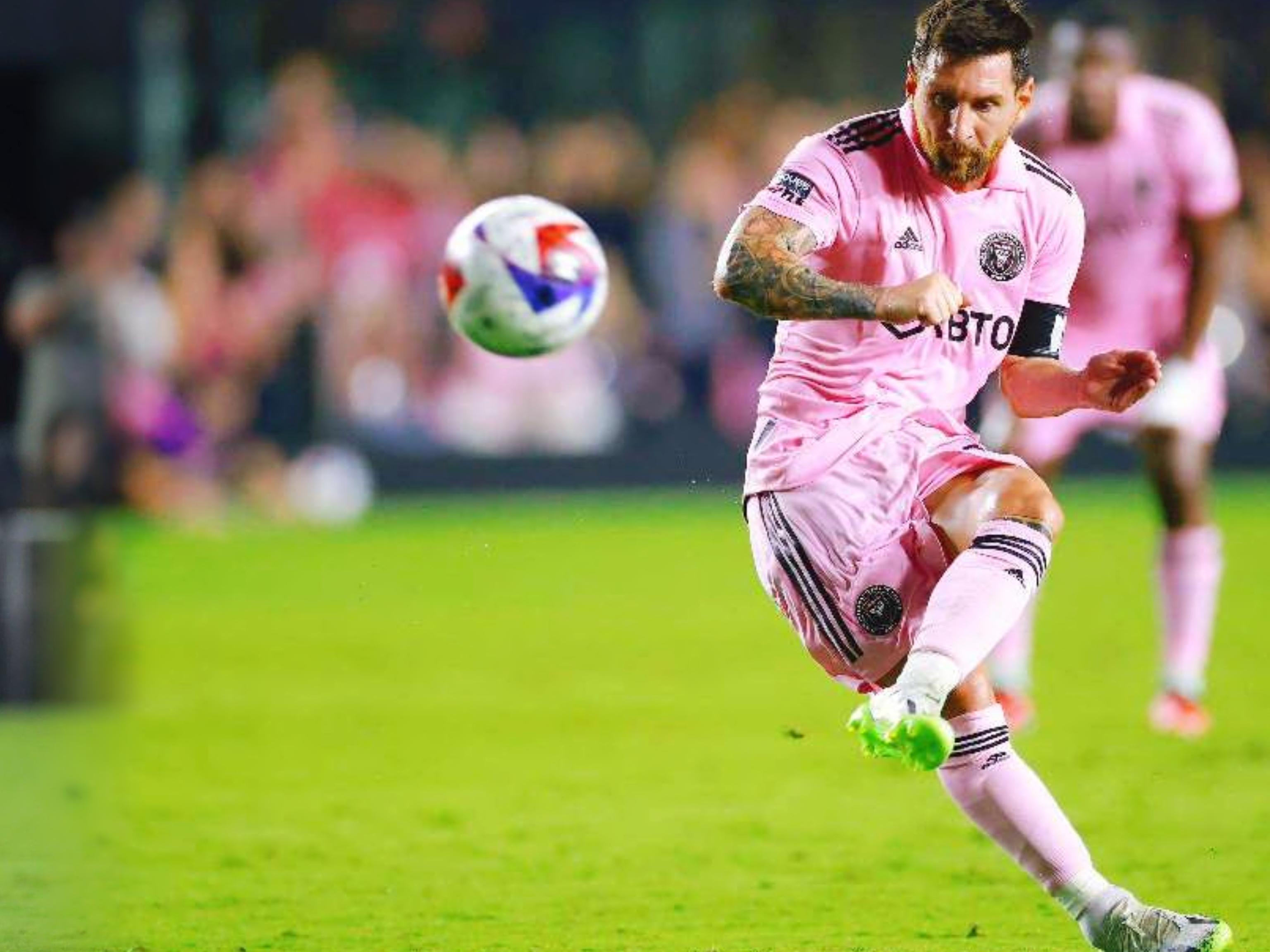 首尔主帅金基东：双线作战让球员们在体能上面临不小的挑战（首尔主帅金基东：双线征战令队员体能压力不小）