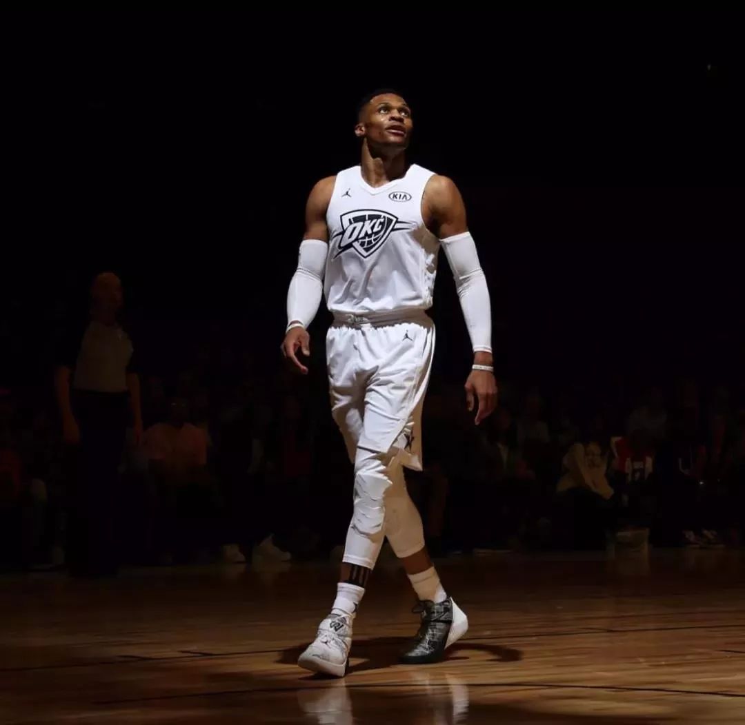 瓦拉内阿斯报专访：从20岁起我就一直带伤上阵（阿斯报专访瓦拉内：自20岁起长期带伤出战）