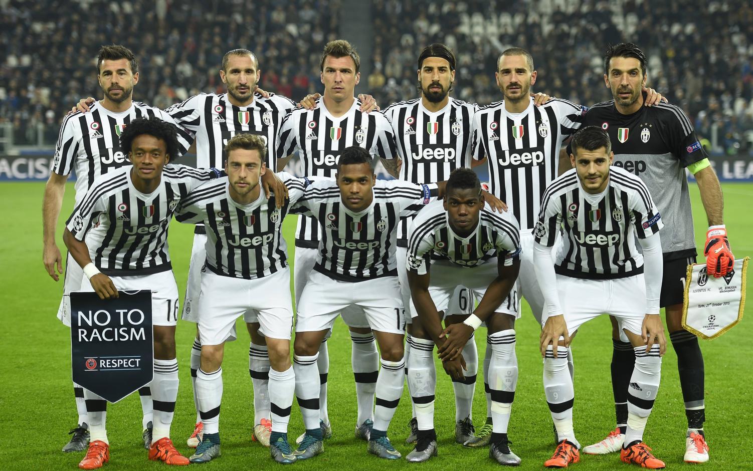 U15东亚锦半场：盛宸熙头球破僵，中国暂1-0中国香港（U15东亚锦赛半场：盛宸熙头槌先拔头筹，中国暂以1-0领先中国香港）